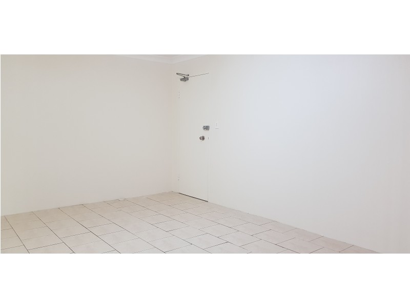 4/249 Dunmore Street, Pendle Hill NSW 2145