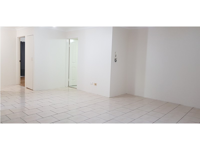 4/249 Dunmore Street, Pendle Hill NSW 2145