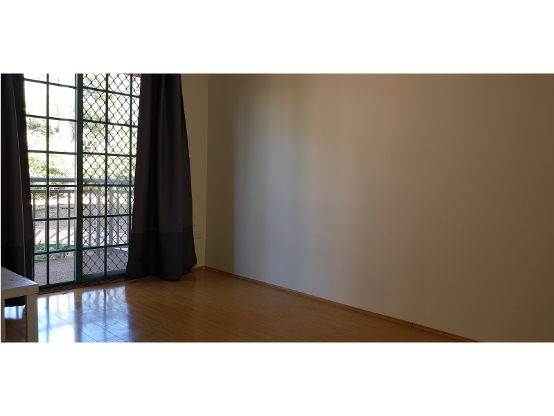 4/249 Dunmore Street, Pendle Hill NSW 2145