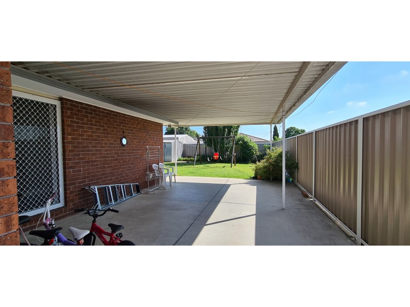 42 Kenneth Crescent, Dean Park NSW 2761