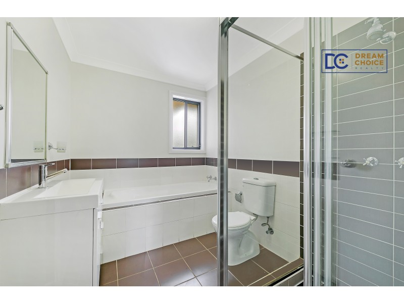 7/15 Tungarra Road, Girraween NSW 2145