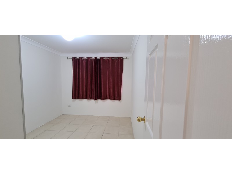 11/245 Targo Road, Toongabbie NSW 2146