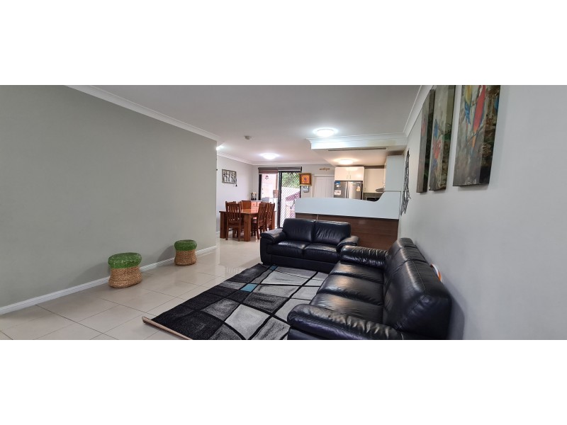 3/367-371 Wentworth Avenue, Toongabbie NSW 2146