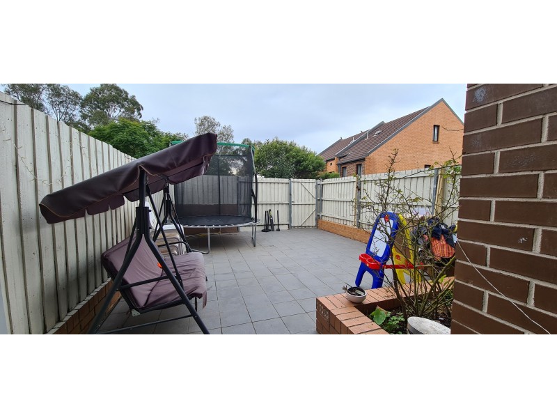 3/367-371 Wentworth Avenue, Toongabbie NSW 2146