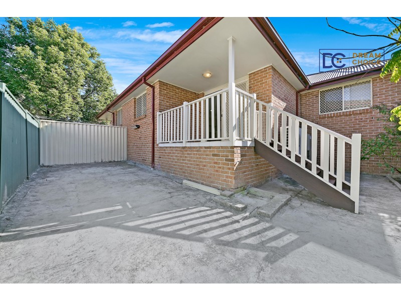 4/171-175 Targo Road, Girraween NSW 2145