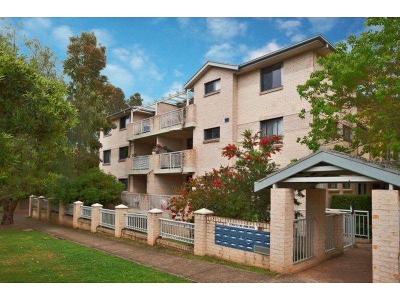 4/10 Dalley Street, Harris Park NSW 2150