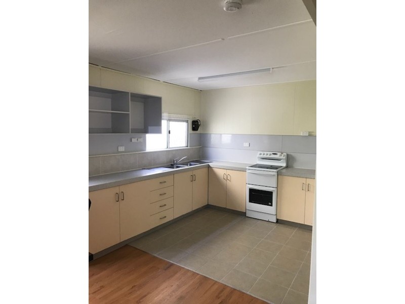 11 Chippis Rd, Nhulunbuy NT 0880