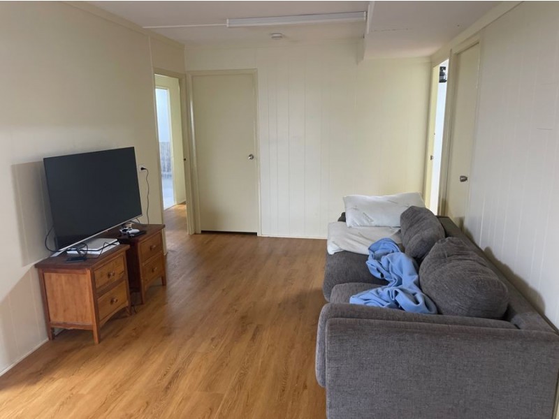 11 Chippis Rd, Nhulunbuy NT 0880