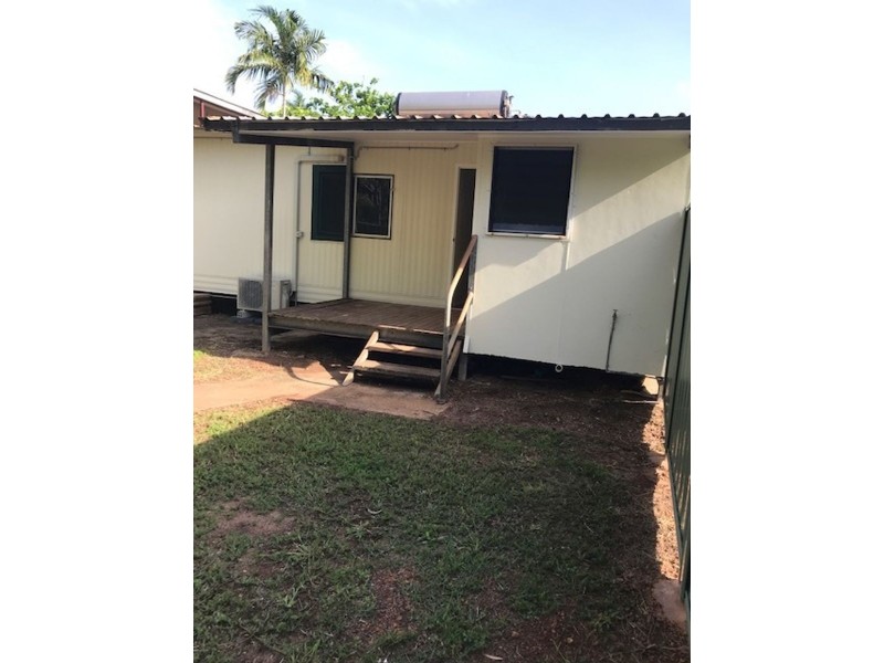 11 Chippis Rd, Nhulunbuy NT 0880