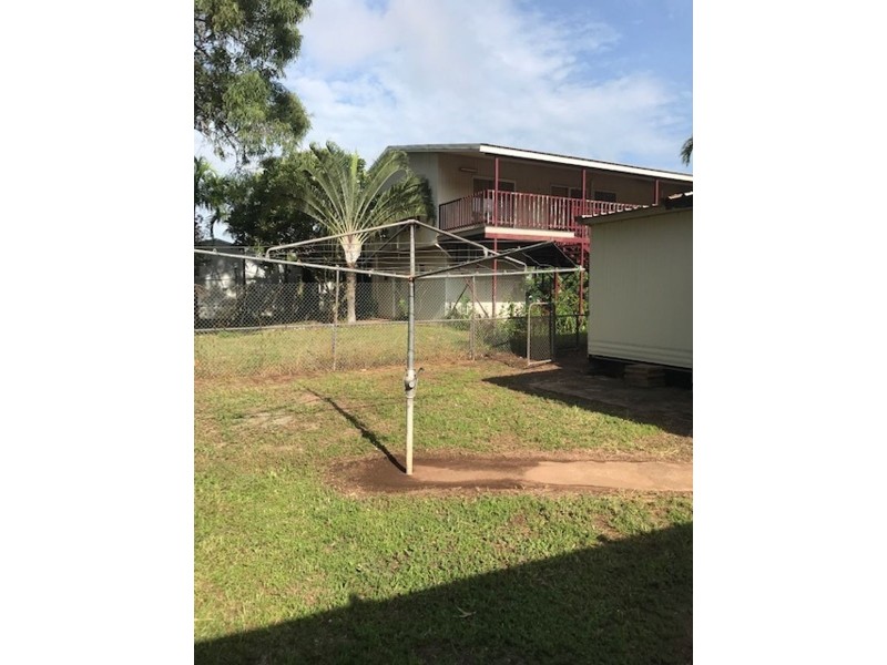 11 Chippis Rd, Nhulunbuy NT 0880