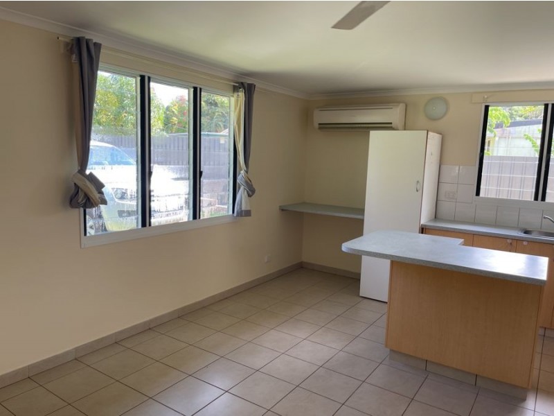 11 Chippis Rd, Nhulunbuy NT 0880