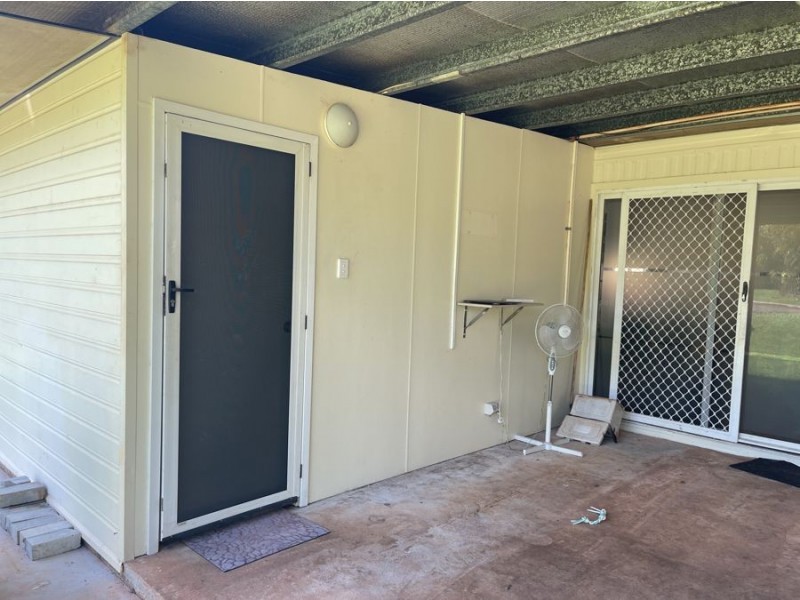 11 Chippis Rd, Nhulunbuy NT 0880