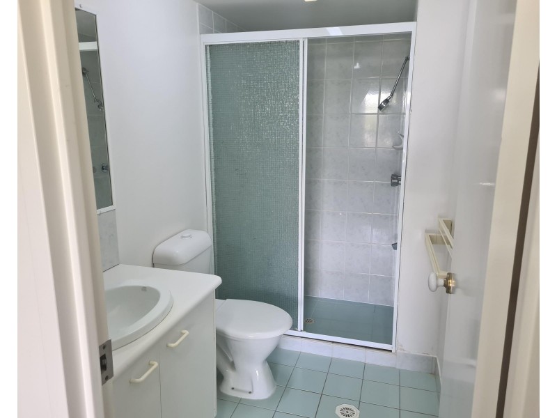 35 Palm Avenue, Surfers Paradise QLD 4217