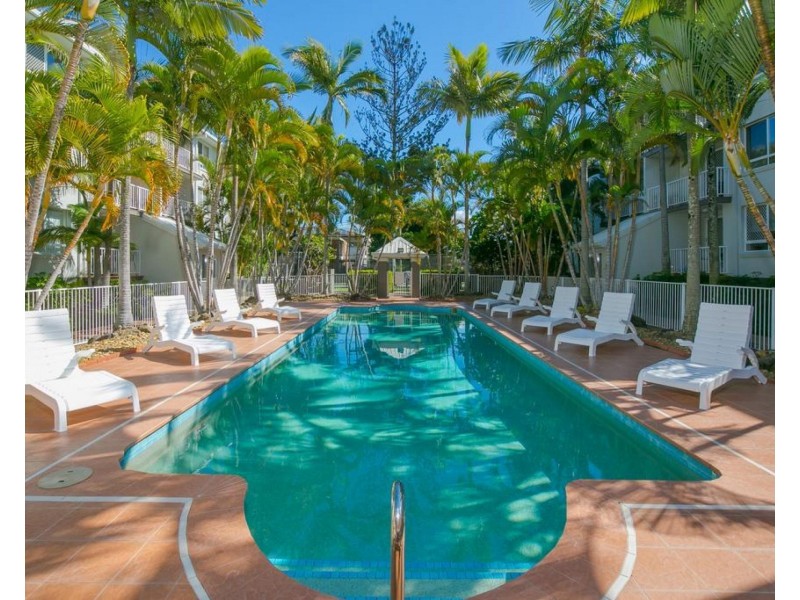 35 Palm Avenue, Surfers Paradise QLD 4217