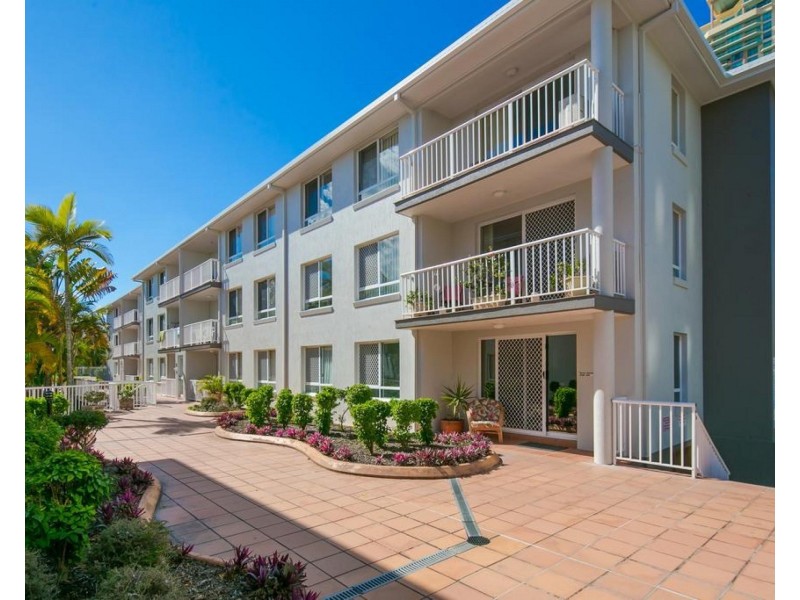 35 Palm Avenue, Surfers Paradise QLD 4217