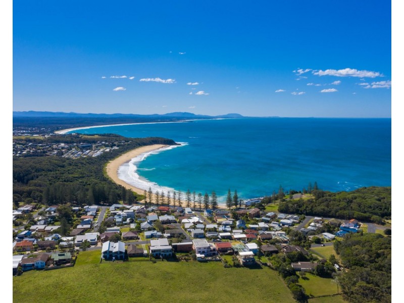 9B The Boulevard, Tallwoods Village NSW 2430
