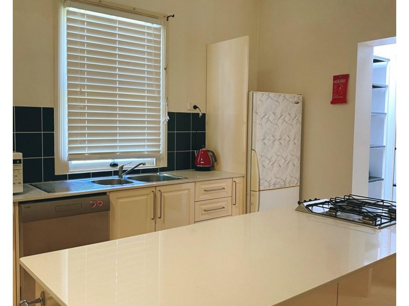 120 Arthur Street, Wellington NSW 2820