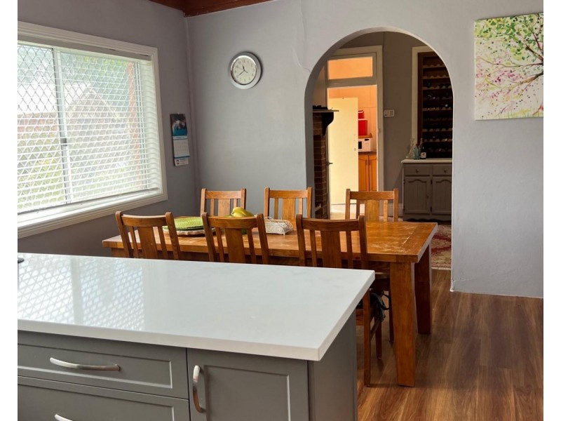 98 Warne Street, Wellington NSW 2820