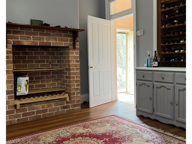 98 Warne Street, Wellington NSW 2820