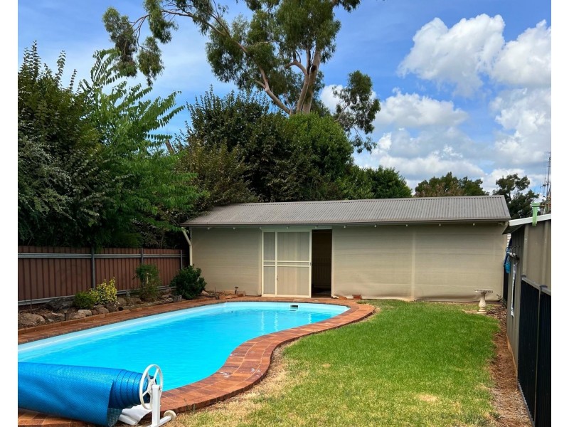 98 Warne Street, Wellington NSW 2820