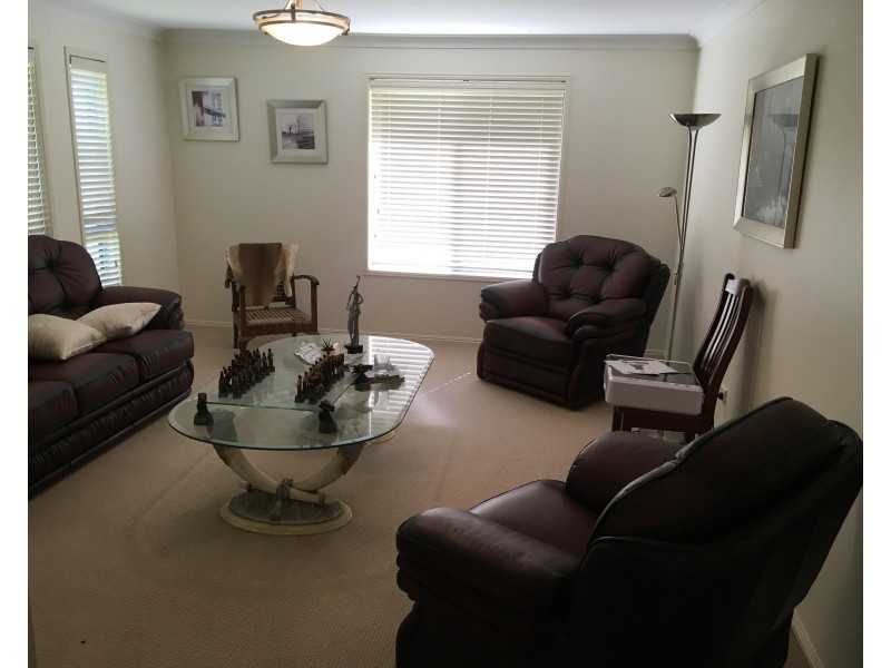 36 PHIPPS DRIVE, Meringandan West QLD 4352