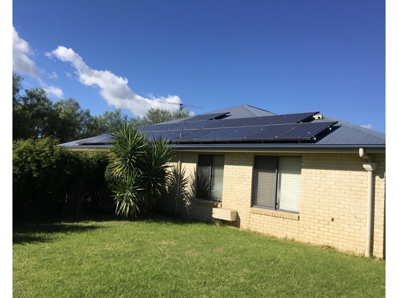 36 PHIPPS DRIVE, Meringandan West QLD 4352