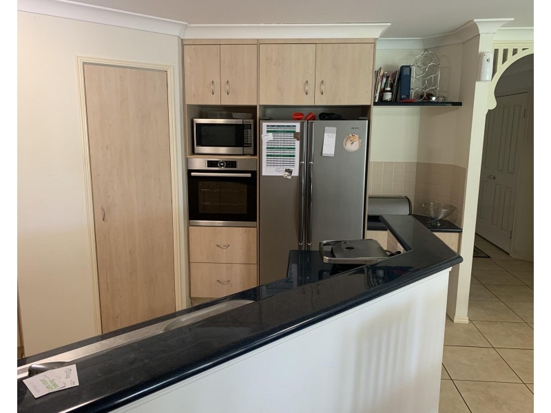 36 PHIPPS DRIVE, Meringandan West QLD 4352