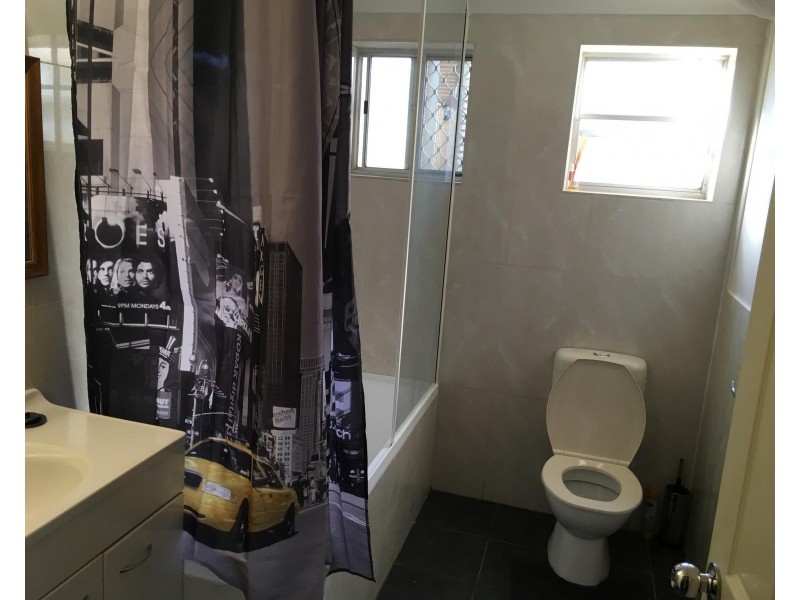 469 West Street, Darling Heights QLD 4350