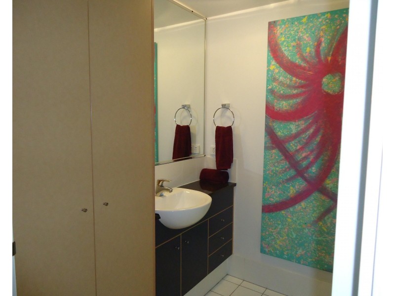 66/15 Goodwin St, Kangaroo Point QLD 4169