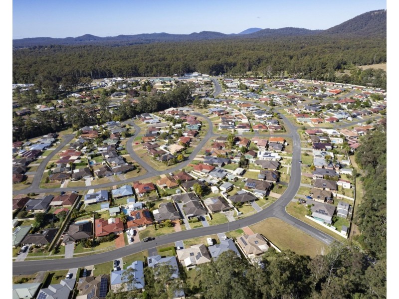 73 Colonial Circuit, Wauchope NSW 2446