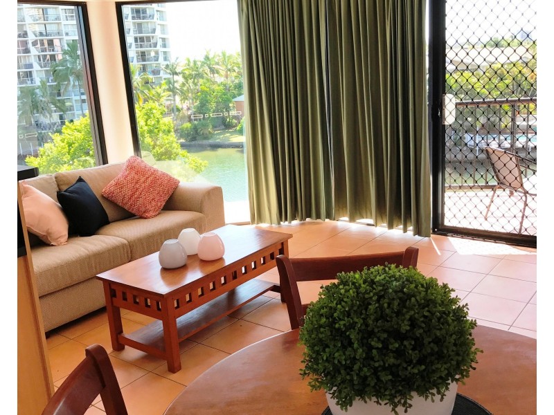 14/12 Paradise Island, Surfers Paradise QLD 4217