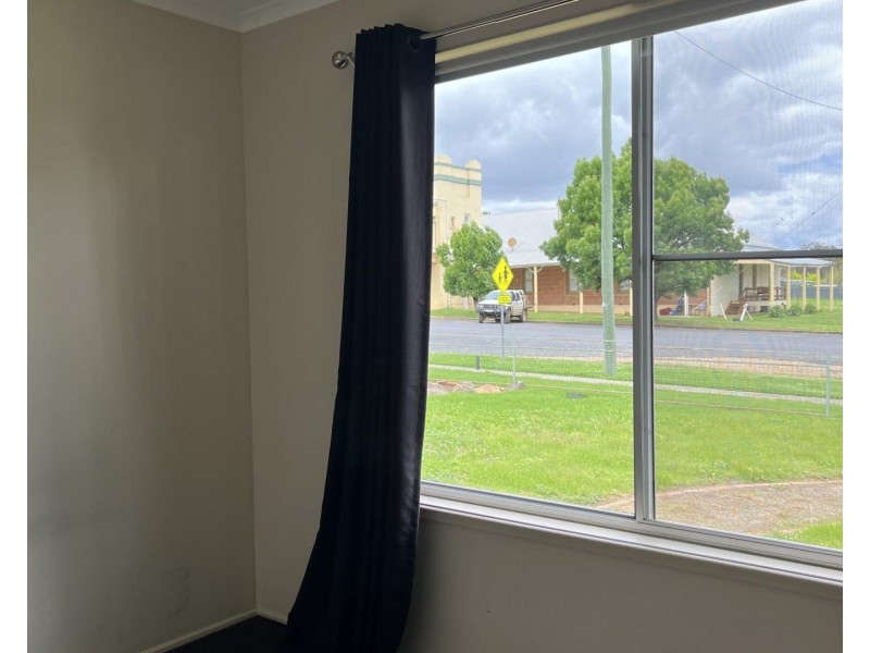 18 Obley Street, Yeoval NSW 2868