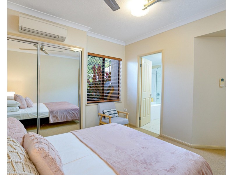 1 – 15 Robson Street, Mooroobool QLD 4870