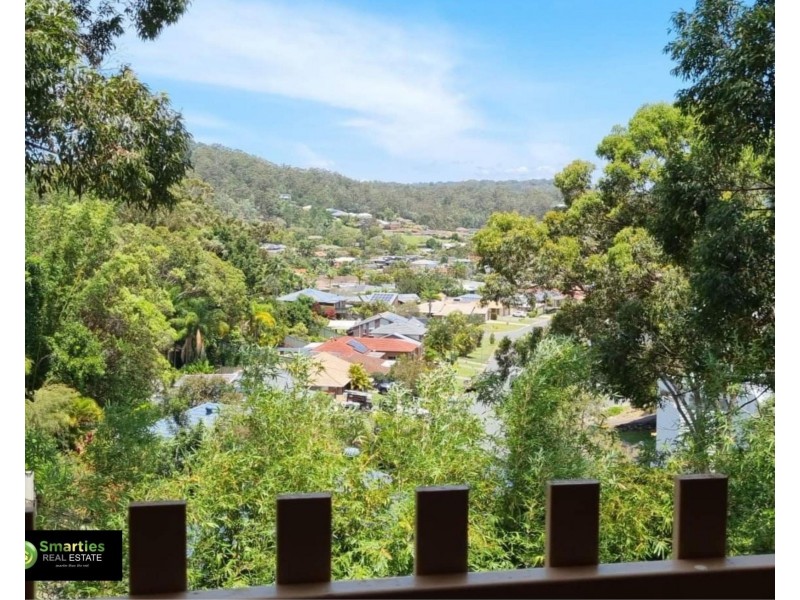 37 Jarrahdale Drive, Elanora QLD 4221