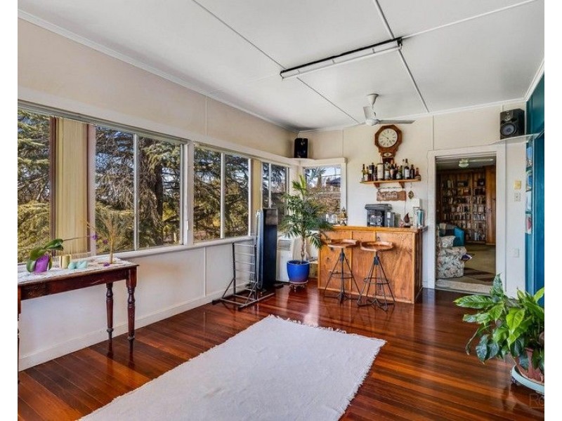 267 West Street, Harristown QLD 4350