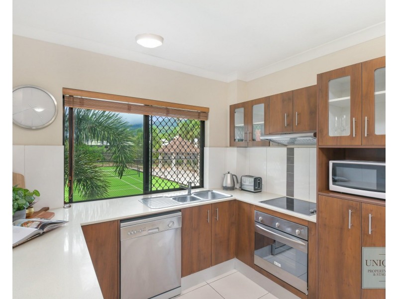 1 – 15 Robson Road, Mooroobool QLD 4870