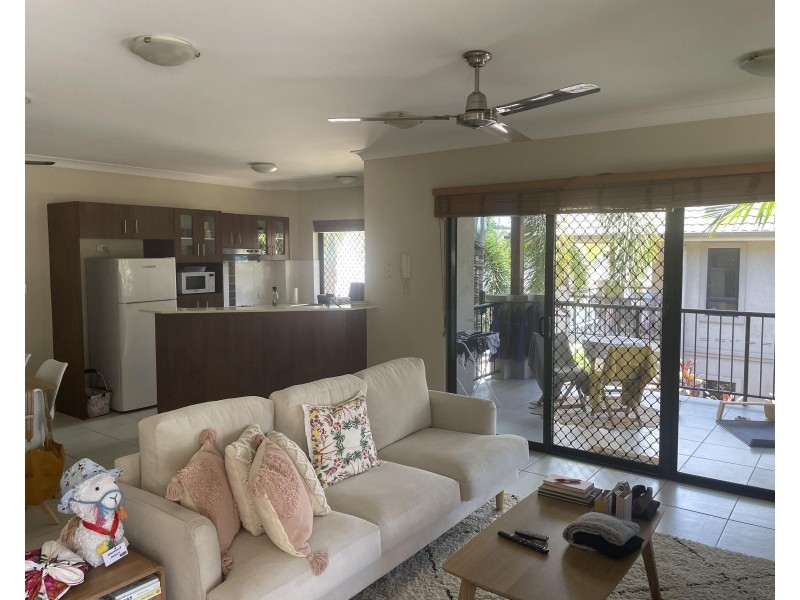 1 – 15 Robson Road, Mooroobool QLD 4870