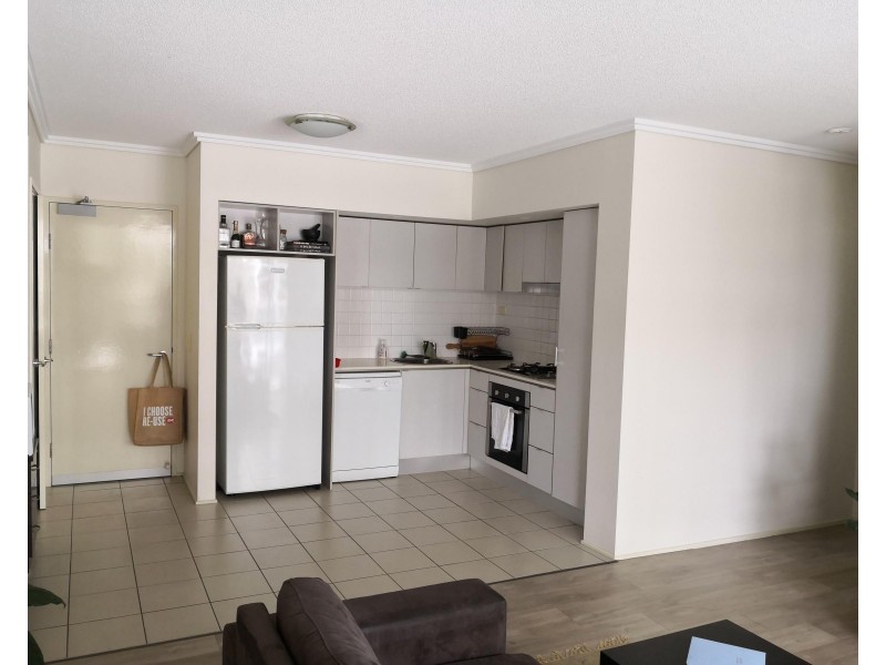 1036/18 Manning Street, Milton QLD 4064