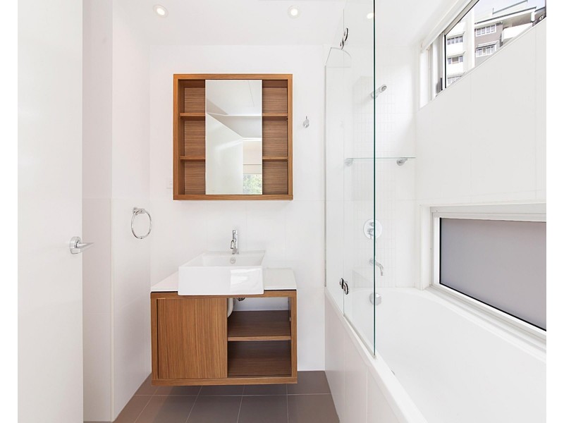 41/8 Dunmore Tce, Auchenflower QLD 4066