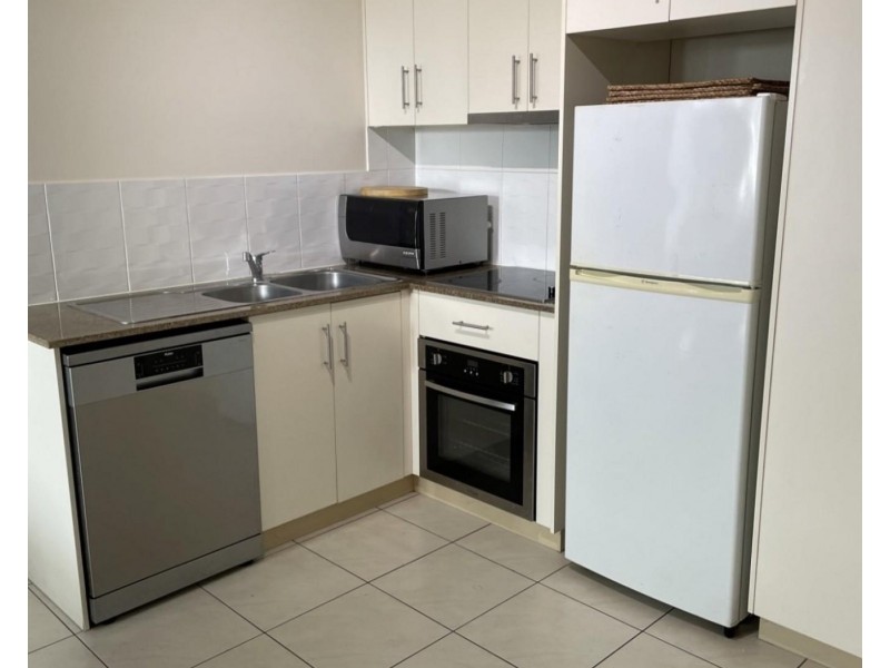 210 Grafton Street, Cairns City QLD 4870