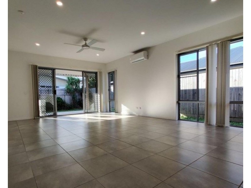 4 BOSTON TERRACE, Coomera QLD 4209