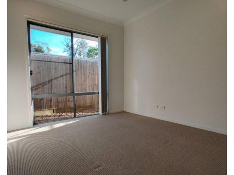 4 BOSTON TERRACE, Coomera QLD 4209