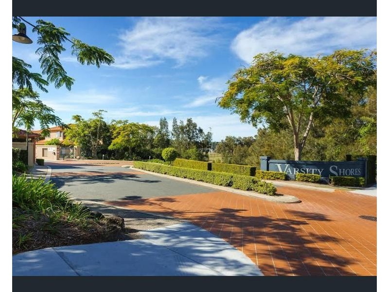 4 University Dr, Robina QLD 4226