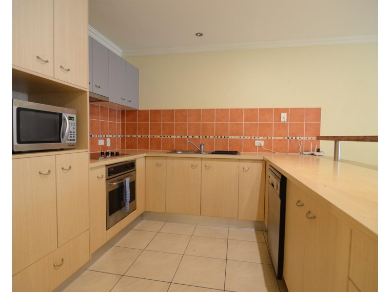 4 University Dr, Robina QLD 4226