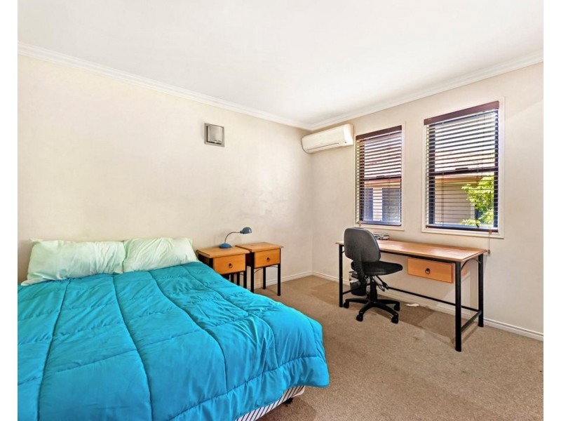 4 University Dr, Robina QLD 4226