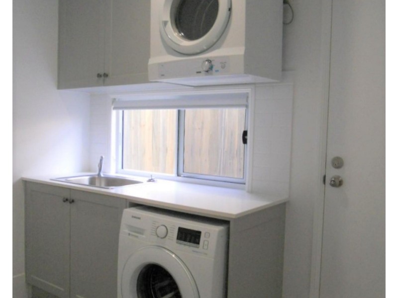 48 VICTORIA STREET, Fairfield QLD 4103