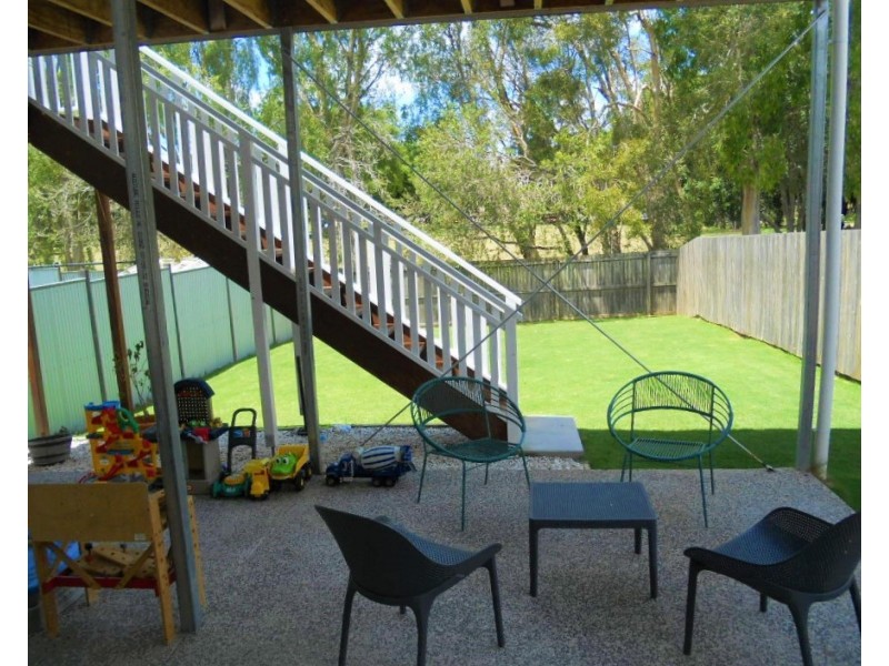 48 VICTORIA STREET, Fairfield QLD 4103