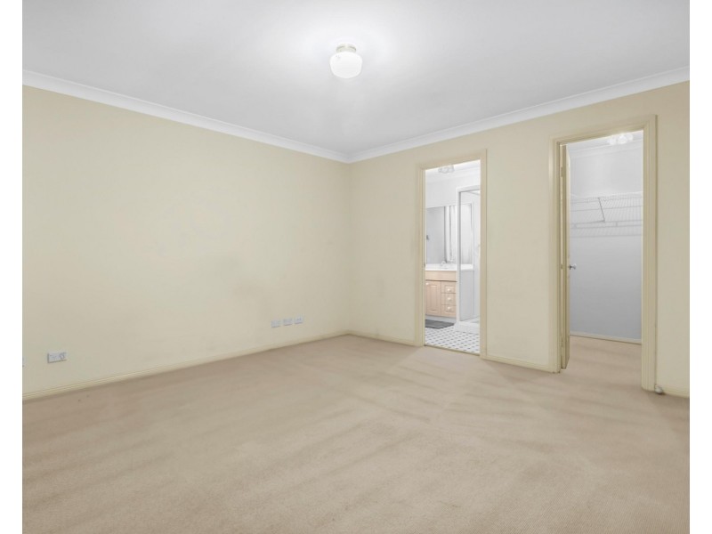 15 Michelago Circuit, Prestons NSW 2170