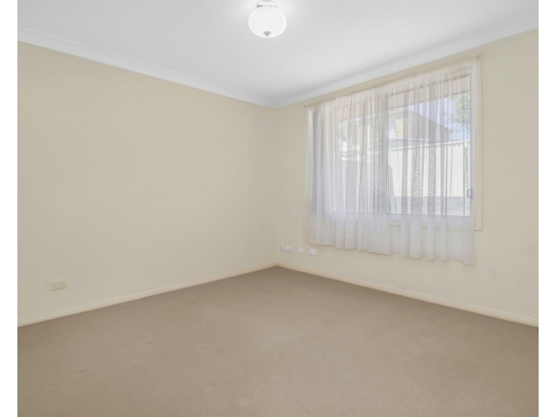 15 Michelago Circuit, Prestons NSW 2170