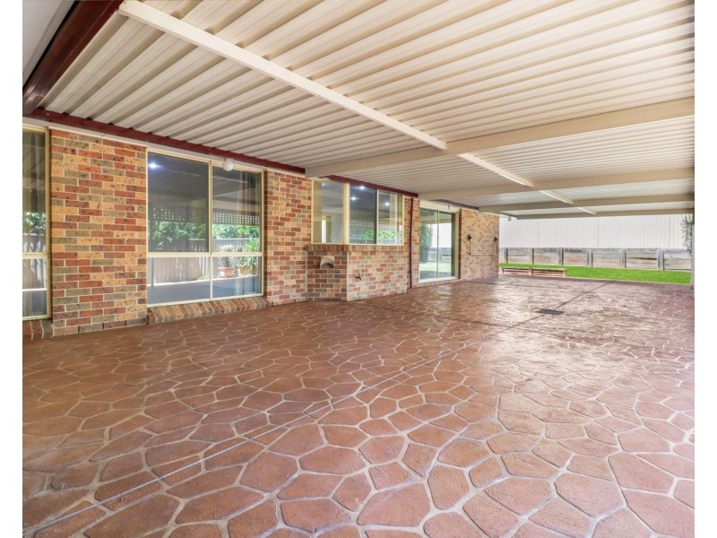 15 Michelago Circuit, Prestons NSW 2170